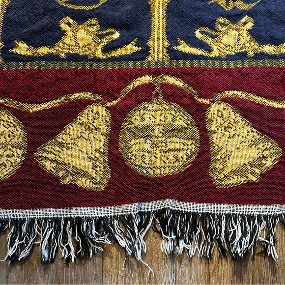 Vintage Christmas Tapestry Afghan Throw Blanket Joy To The World Noel 44x54 - Picture 12 of 15